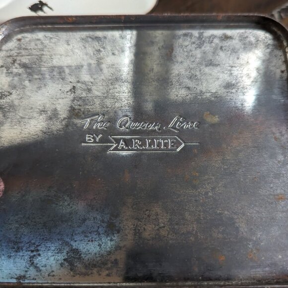 Vintage 1950s Rustic Farmhouse Canister Set of 3 Queen Line by AR Lite MCM - Picture 10 of 13